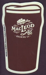 beer magnet from Mad Duck Craft Brewing Co., The ( CA-MCLD-MAG-2 )