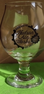 beer glassware from Hudson Brewing Co ( NY-HUDS-GLS-1 )